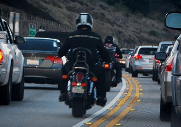Motosiklet Sürerken Dikkat Edilmesi Gereken Hususlar